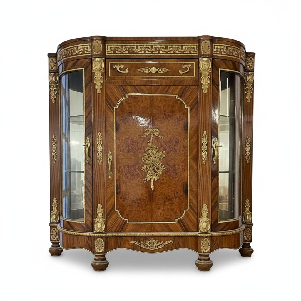 بايوه كلاسيك فاخر بتطعيمات نحاس وزجاج جانبي