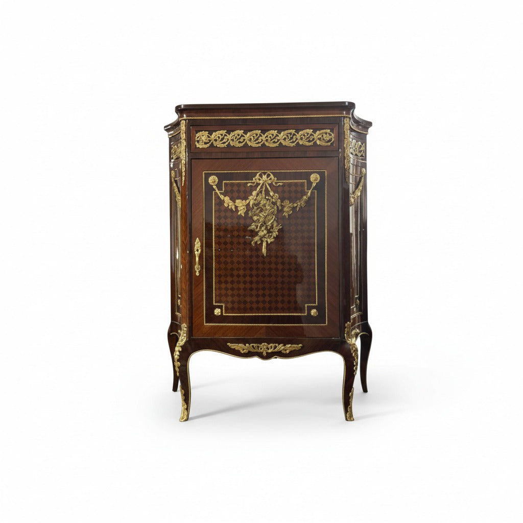 بايوه كلاسيك فاخر بتطعيمات نحاس مشغول