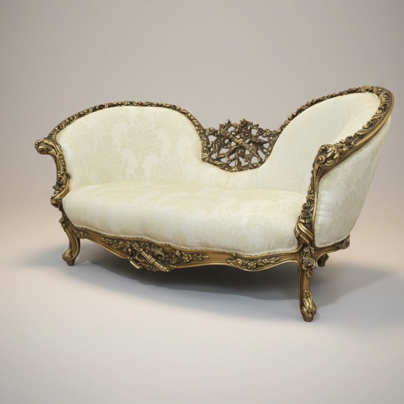 كنبة انتيك فخمة بتصميم كلاسيك راقي