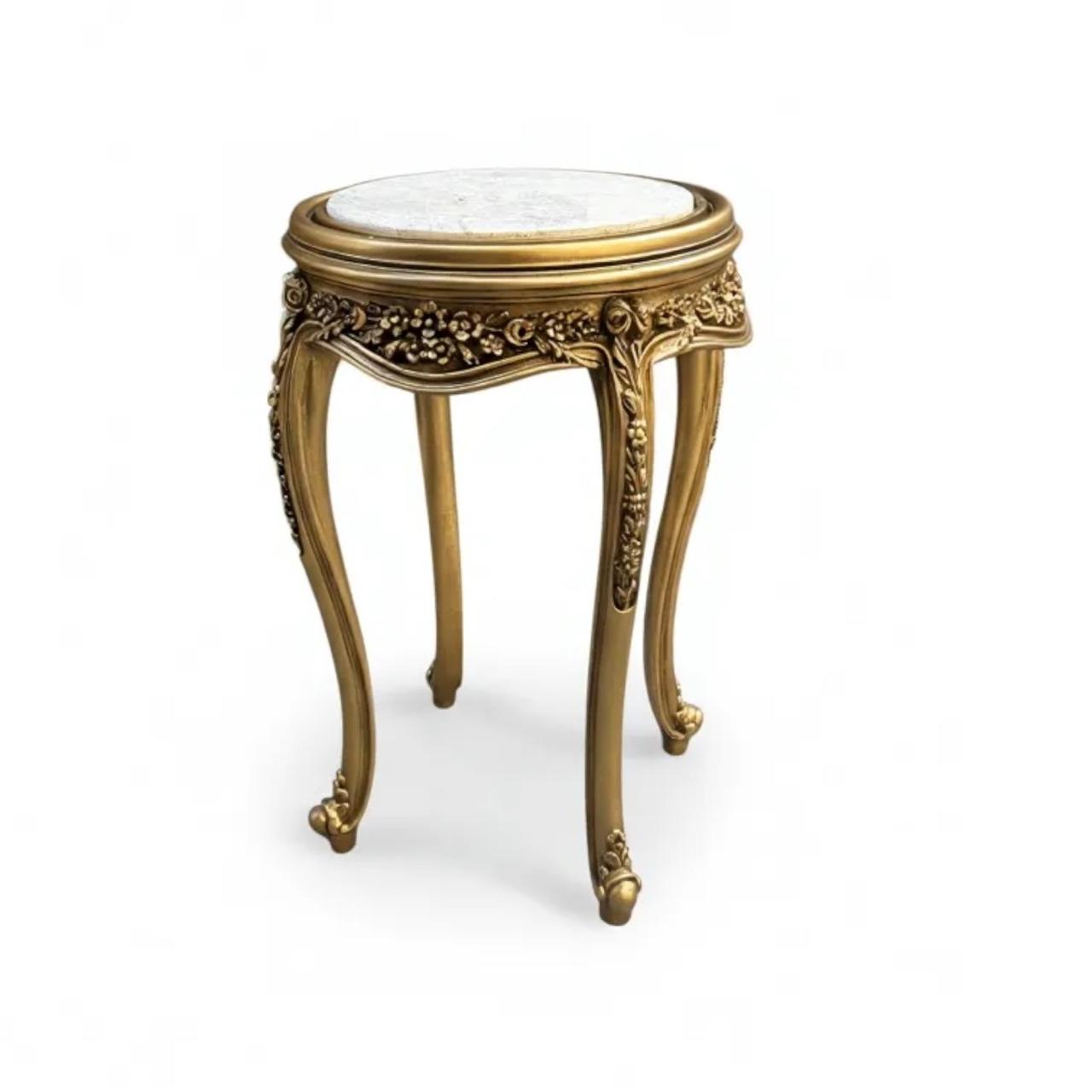 ترابيزة جانبية بتصميم كلاسيكي فاخر