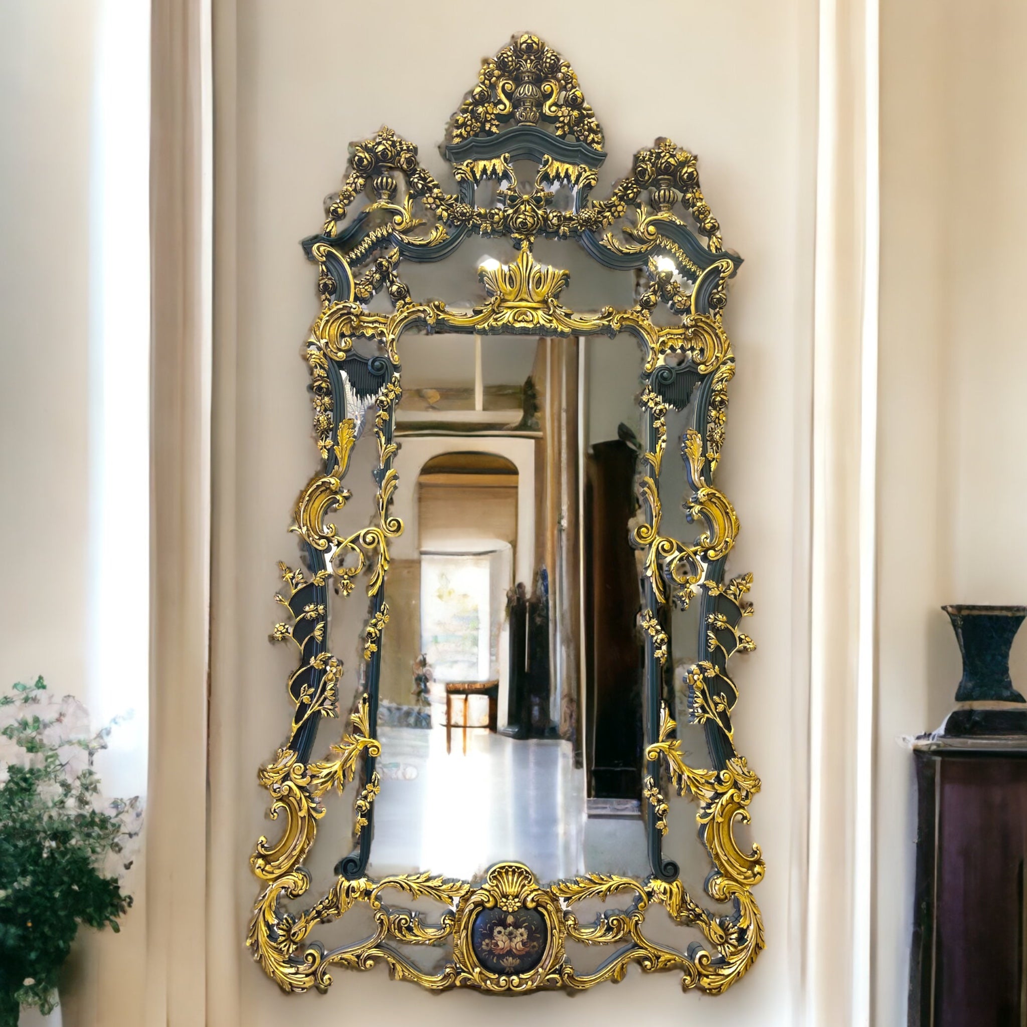 برواز ملكي هاند ميد - برواز انتيك مصنوع من الخشب الزان الطبيعي والحفر اليدوي المميز لاضافة لمسة جماليه فخمة والدهان ورق دهب و الزجاج جريش المقاسات: W 122 CM * H 240 CM