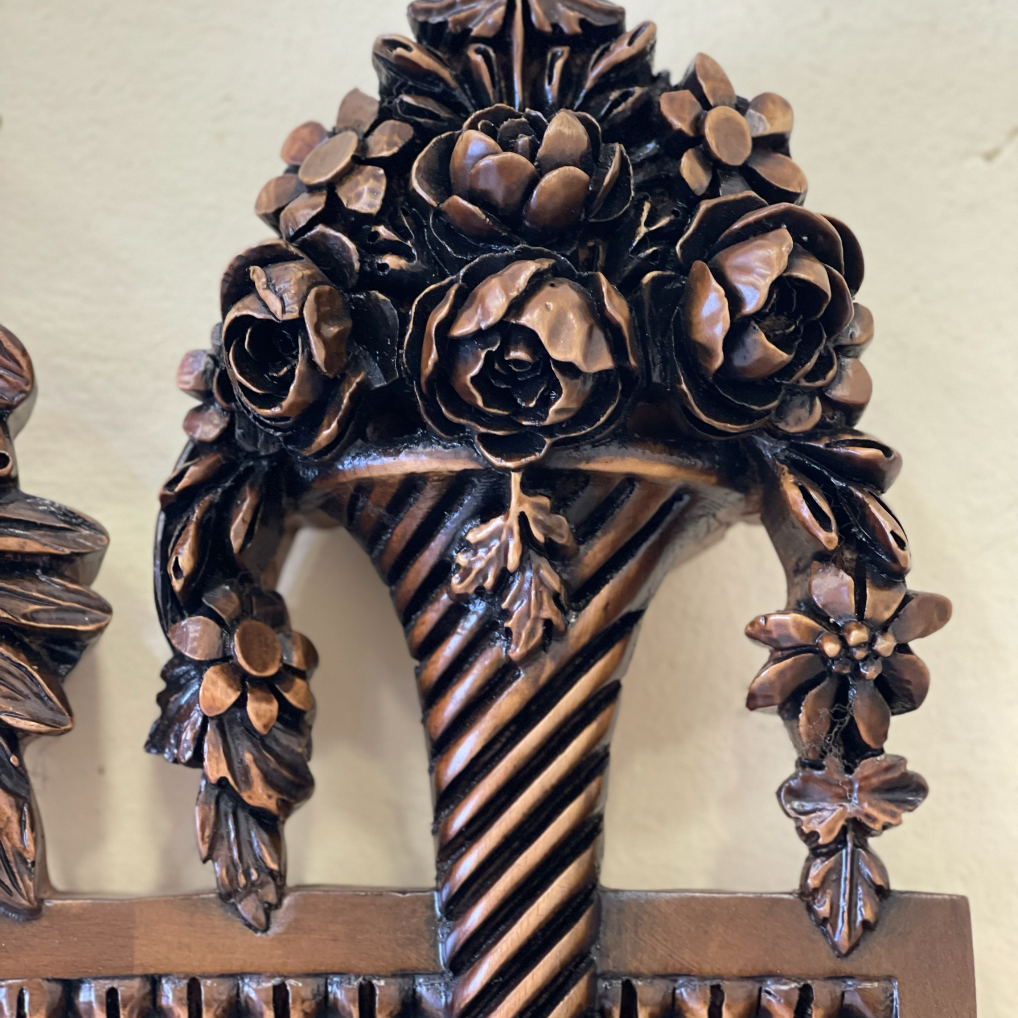 برواز مدخل - برواز انتيك من الخشب الزان حفر هاند ميد دهان استر و مرايا جريش المقاسات: W 140 CM * H 245 CM