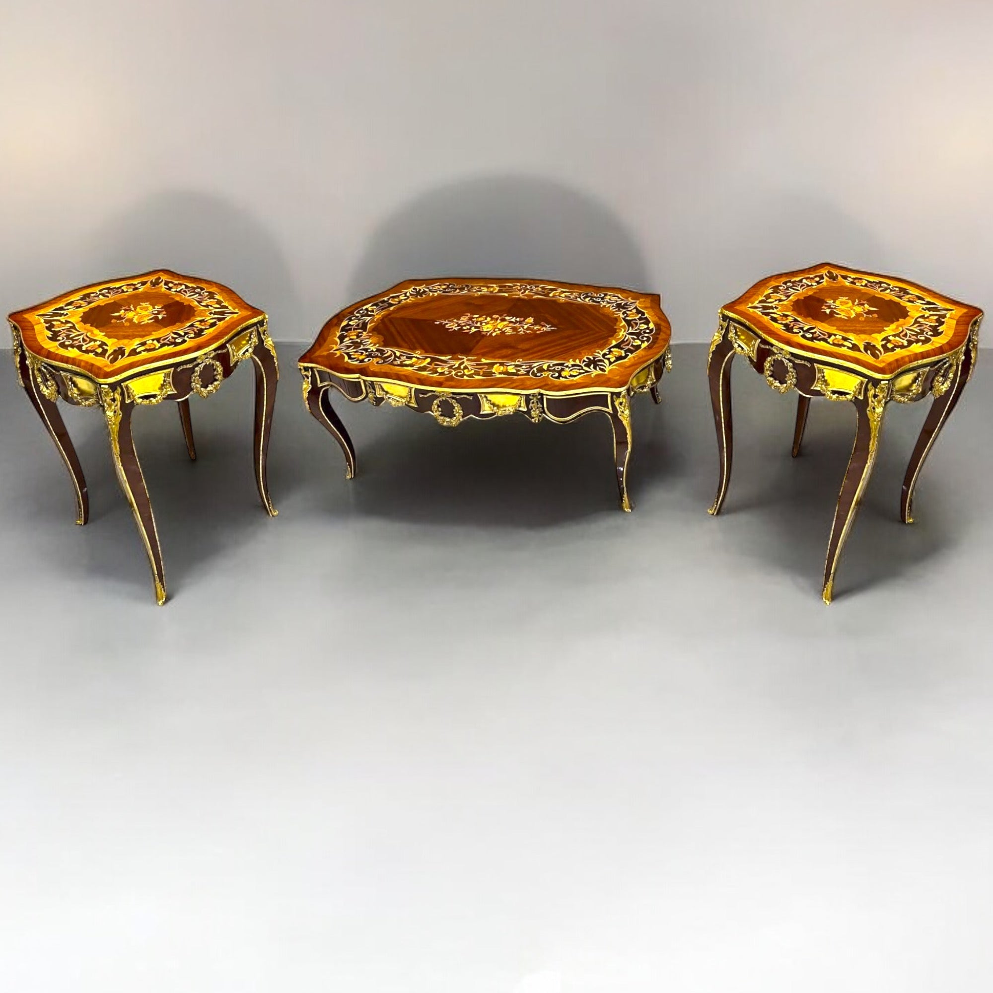 French style table set - marquetry and luxurious hand-carved brass