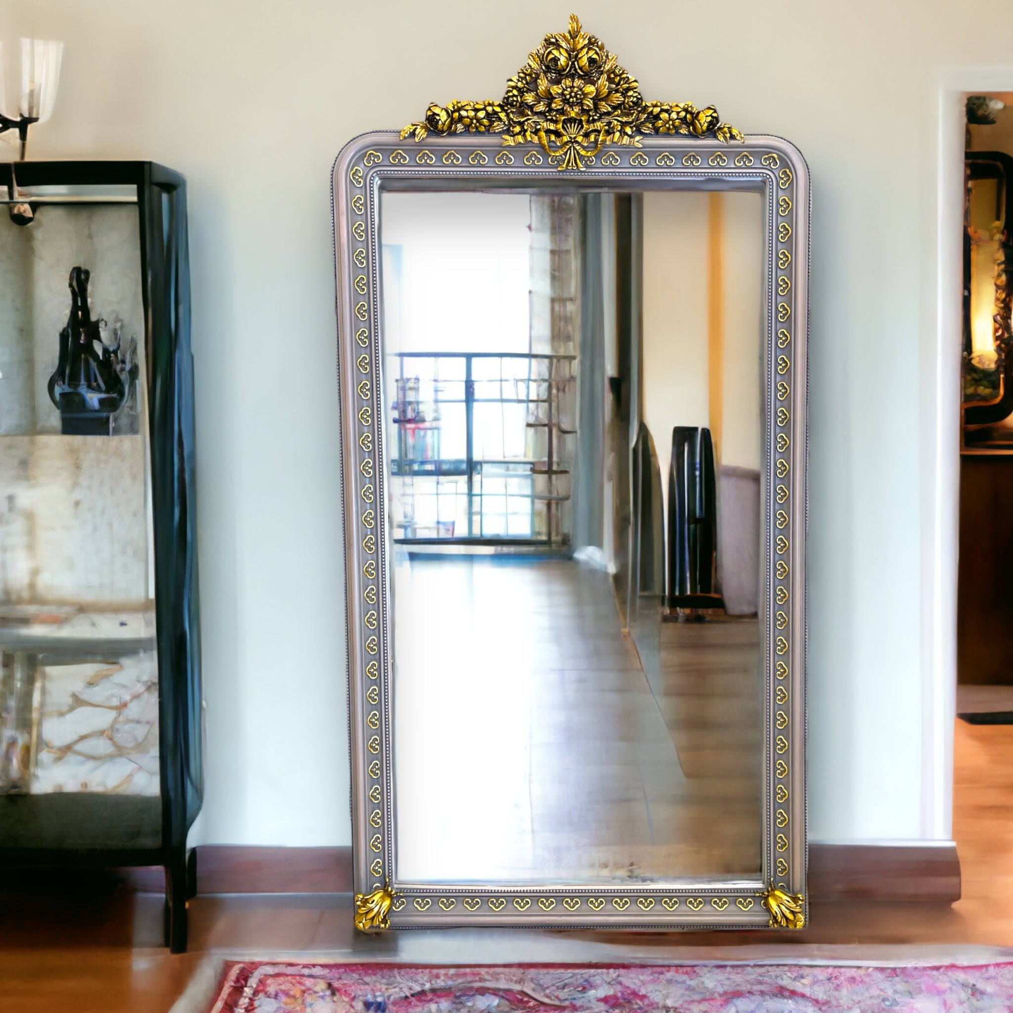 برواز مدخل - برواز انتيك من الخشب الزان حفر هاند ميد دهان دهبي متأكسد متداخل مع لون جراي و المرايا جريش المقاسات: W 110 CM * H 220 CM