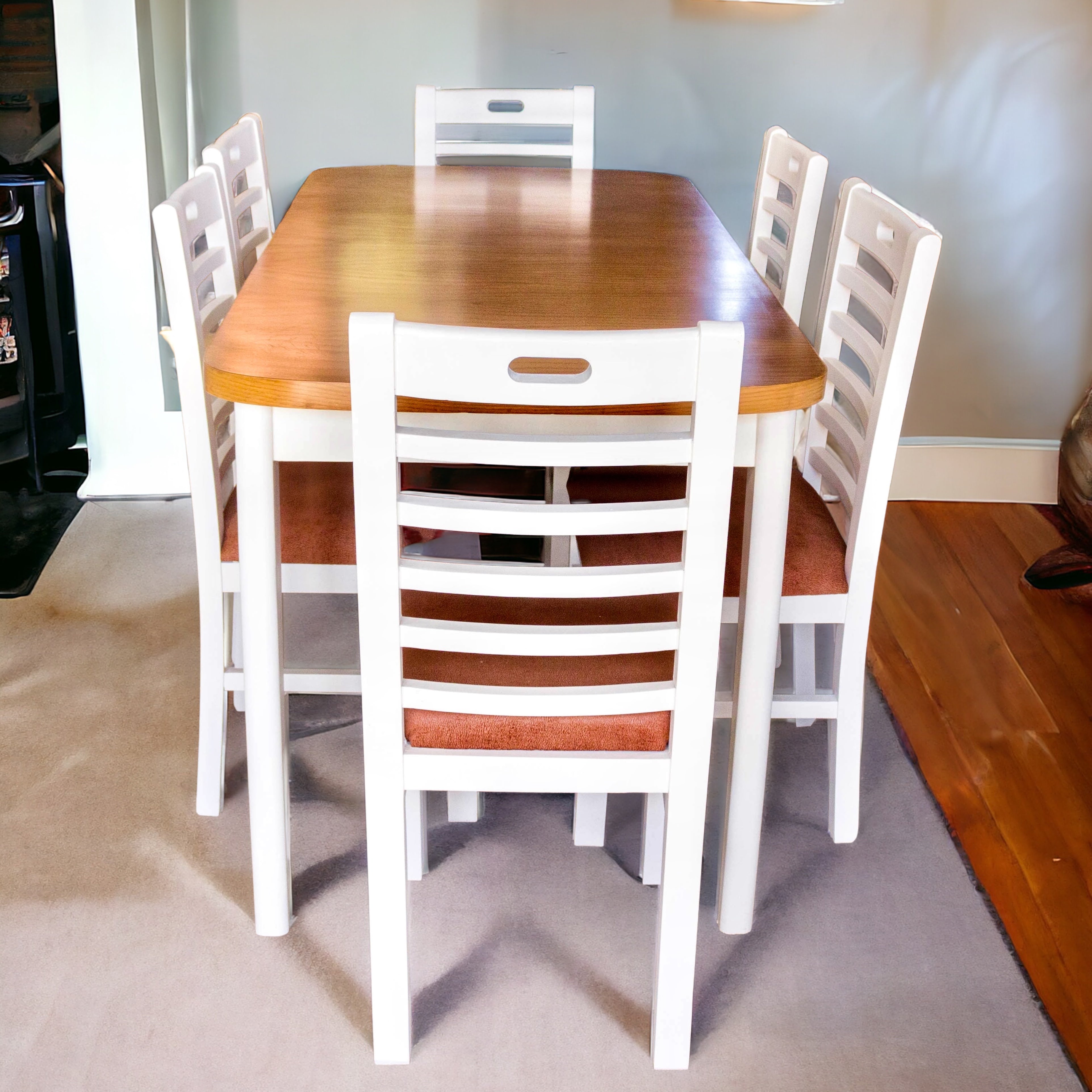 ترابيزة سفرة وستة كراسي بني في ابيض - سفرة مصنعة من الخشب الزان الطبيعي والقشرة الطبيعي مكونة من ترابيزة و ستة كراسي لون بني في ابيض المقاسات: W 160 CM * B 80 CM * H 80 CM