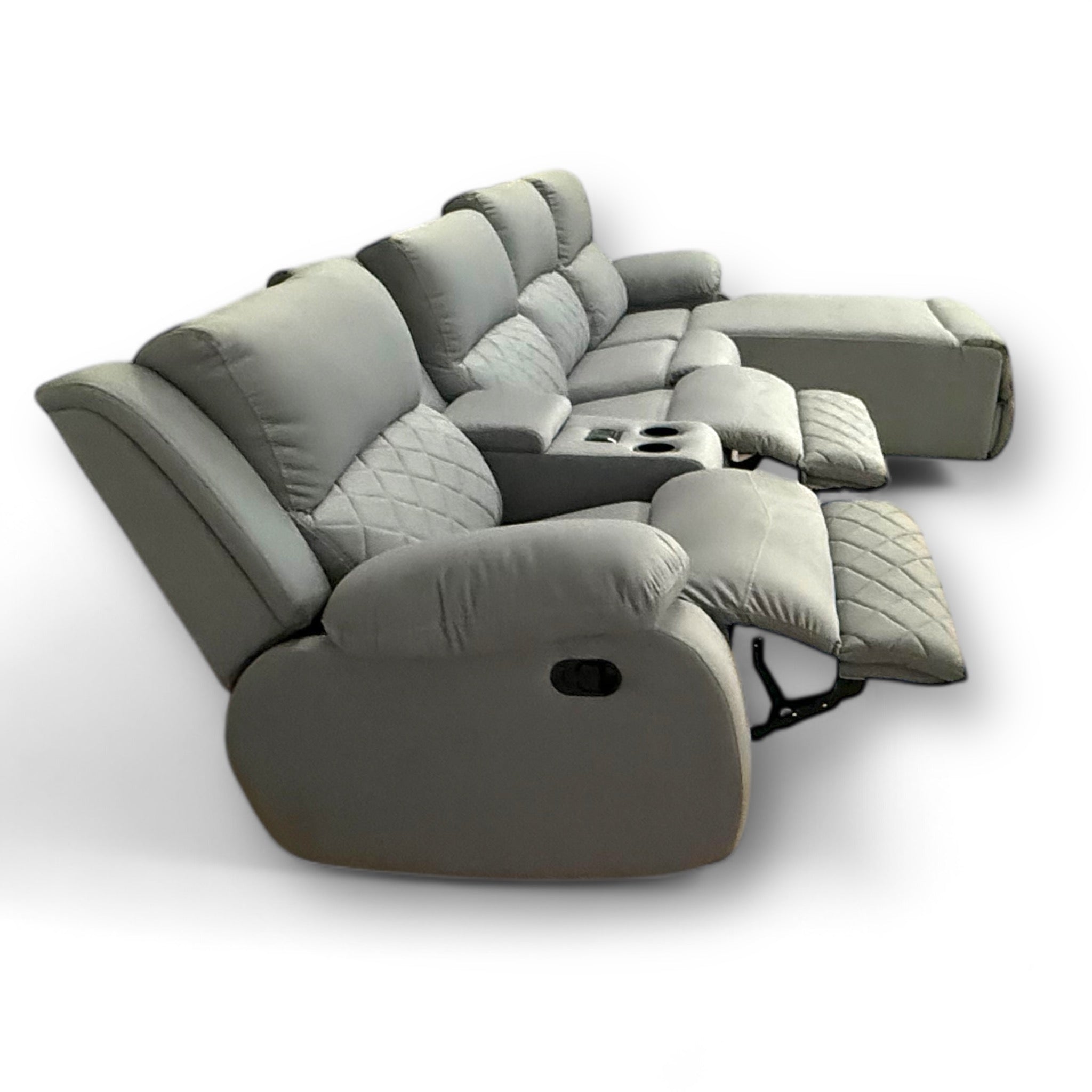 ركنة نابوليا ريكلاينر - ركنة ريكلاينر قماش ترندي -اثنين ميكانيزم تركي ثلاث حركات(شيزلونج-هزاز-دوران) ضمان سنة ضد عيوب الصناعة مع كونسول وسطي مزود باتنين كوب هولدر و اتنين مدخل usp المقاسات: W 200*300CM * H 100 CM