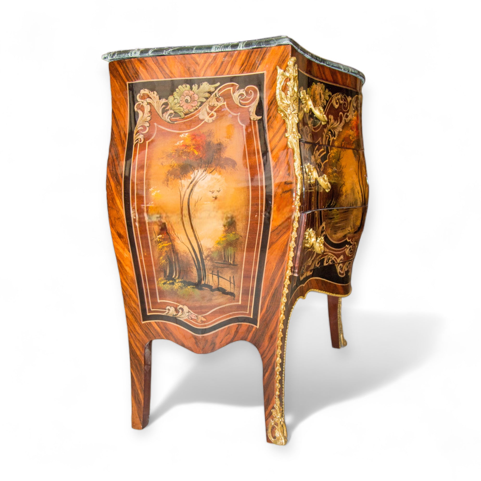 بايوه مطعم بالنحاس والرسم مقاس 90 سنتميتر - بايوه تلاتة درج مصنع من الاخشاب و القشرة الطبيعية مطعمة بالنحاس والرسم اليدوي و القرصة رخام المقاسات: W 90 CM * H 90 CM * B 45 CM