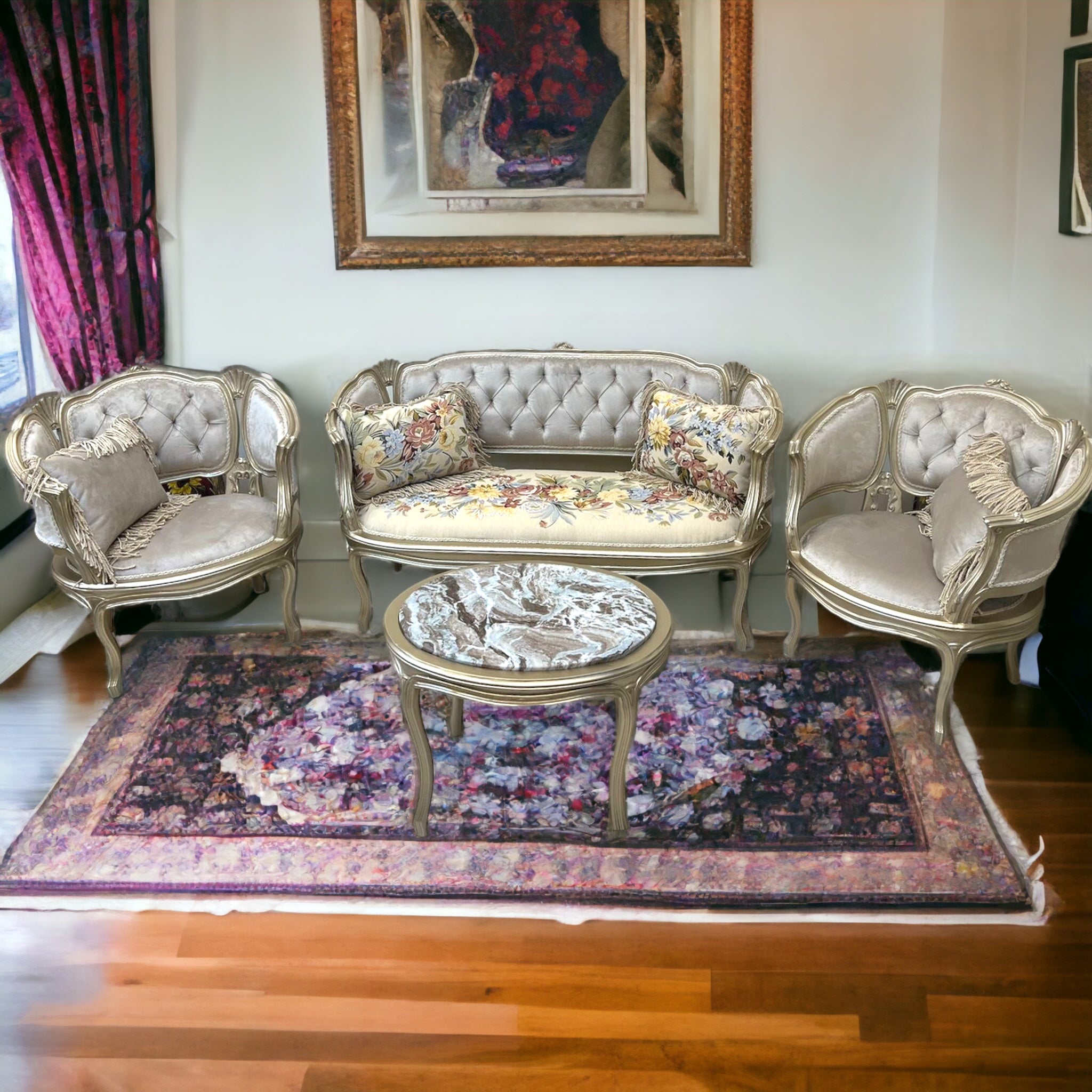 ميني صالون شامبين - ميني صالون شامبين مكون من كنبة واتنين فوتيه وترابيزة مصنع من خشب الزان الاحمر و القماش المستخدم قطيفة و تابلوه جوبلان في قاعدة الكنبة