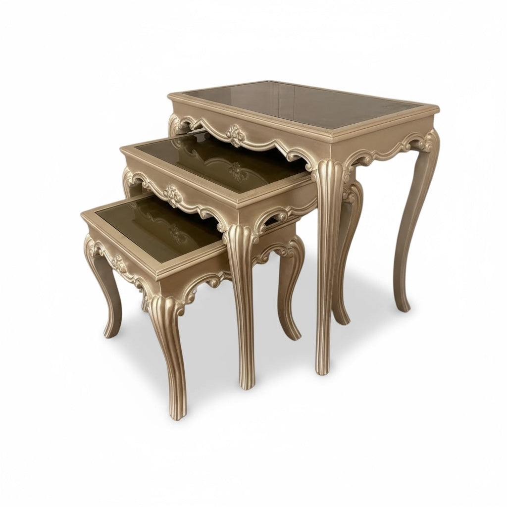 طقم ترابيزات ثلاثي بقرصة زجاج فاميه – تشطيب شامبين فاخر