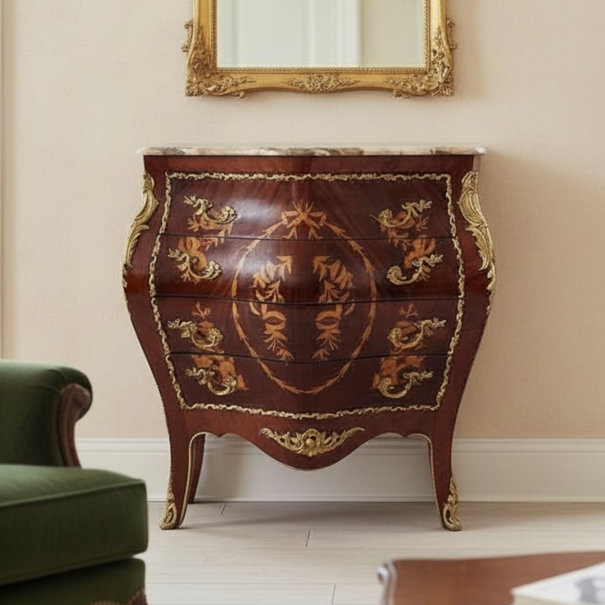 بايوه كلاسيكي فاخر بأربعة أدراج ومطعّم بالنحاس والماركتريه