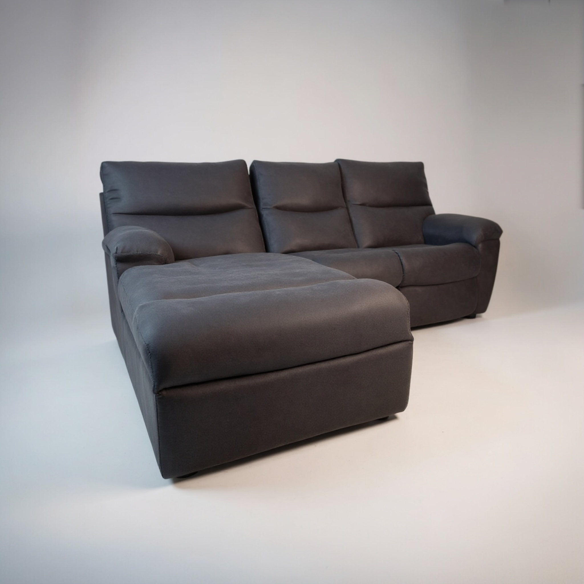 ركنة بها ريكلاينر