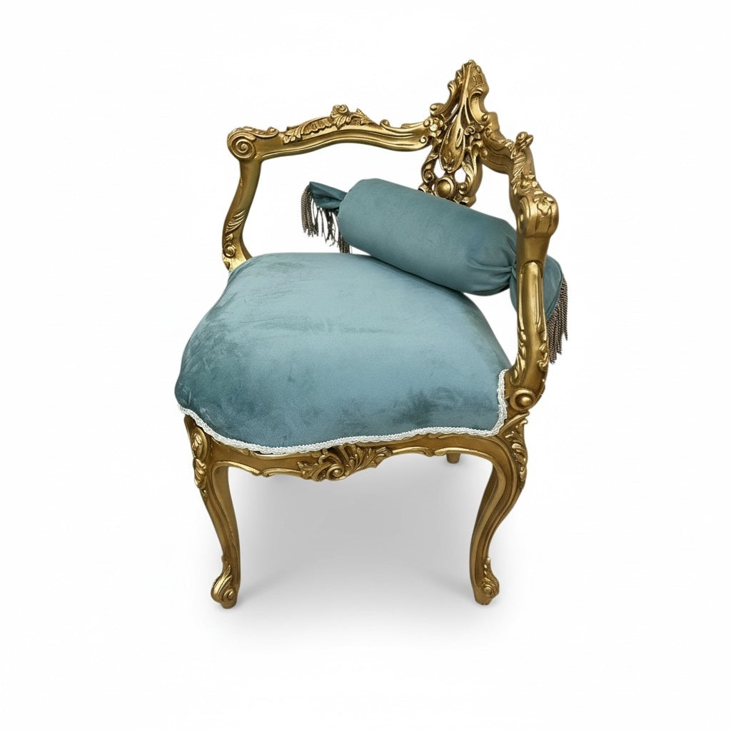 ميني صالون كنبة و اتنين كرسي