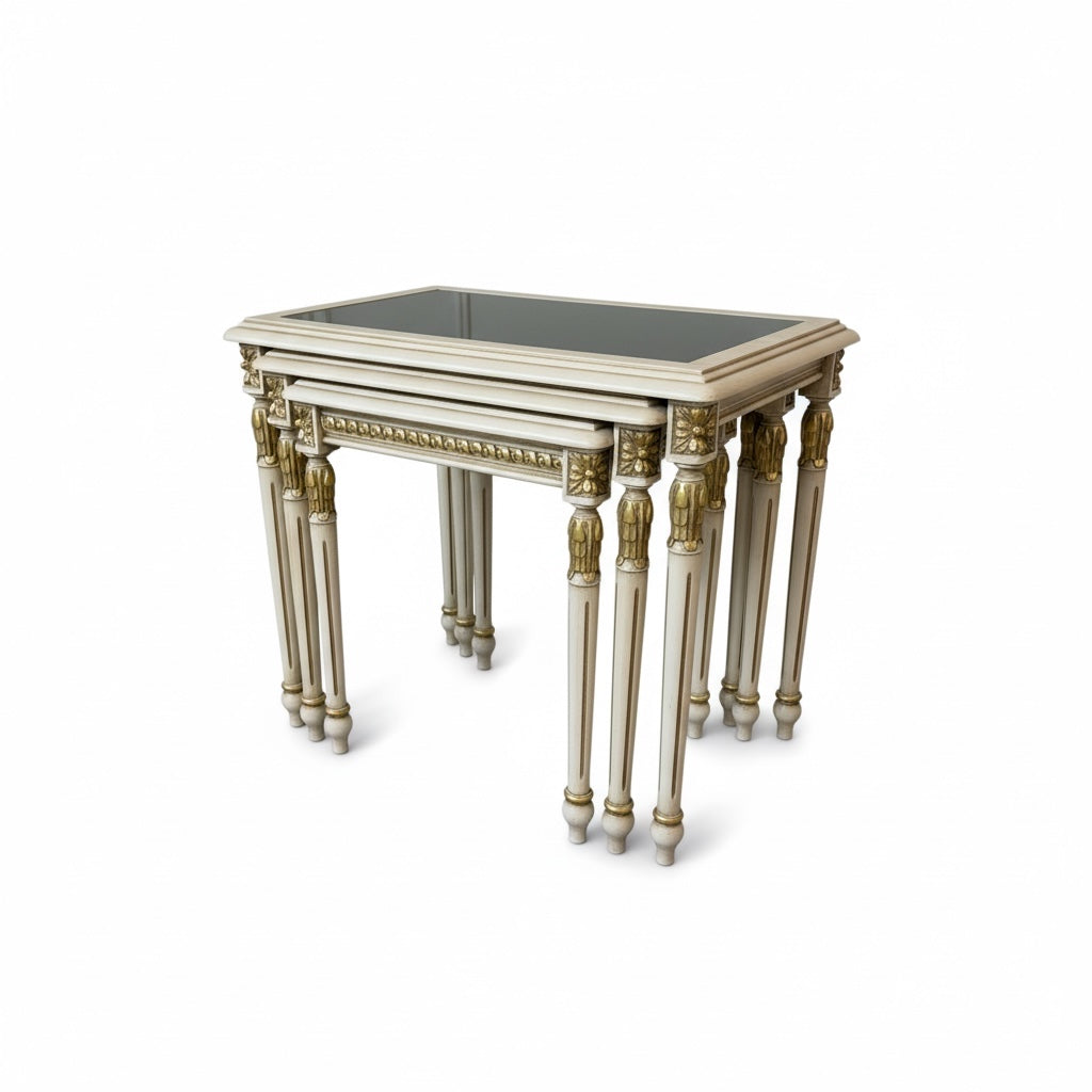 طقم تربيزات كلاسيك بسطح زجاج