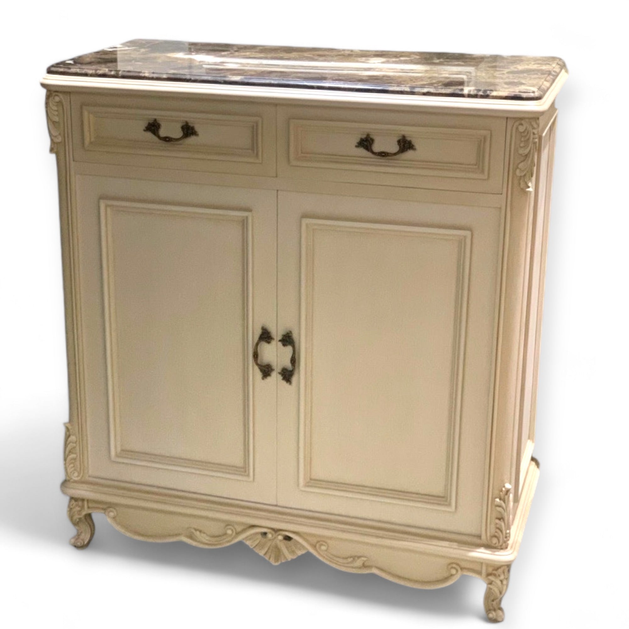 جزامة بوفيه كلاسيك اوف وايت - جزامة كلاسيك مصنعة من الاخشاب الطبيعية و الاويمة اليدوي والدهان ابيض اوف وايت مع الرخام الامباردور المقاسات: W 100 CM * H 110 CM * B 45 CM