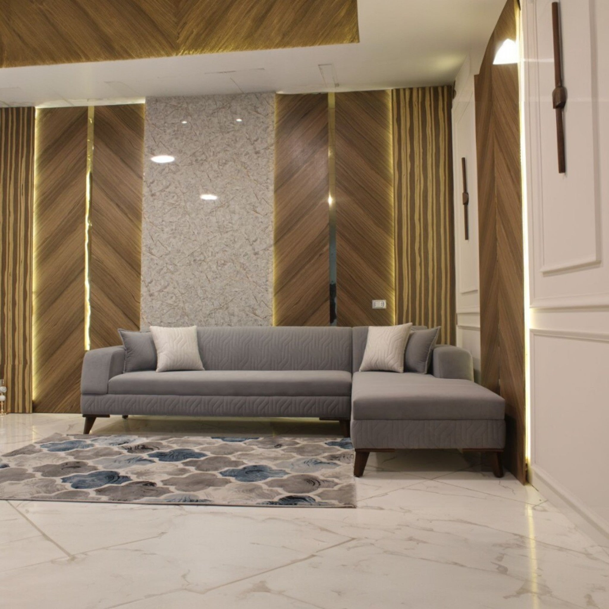 Decorative corner