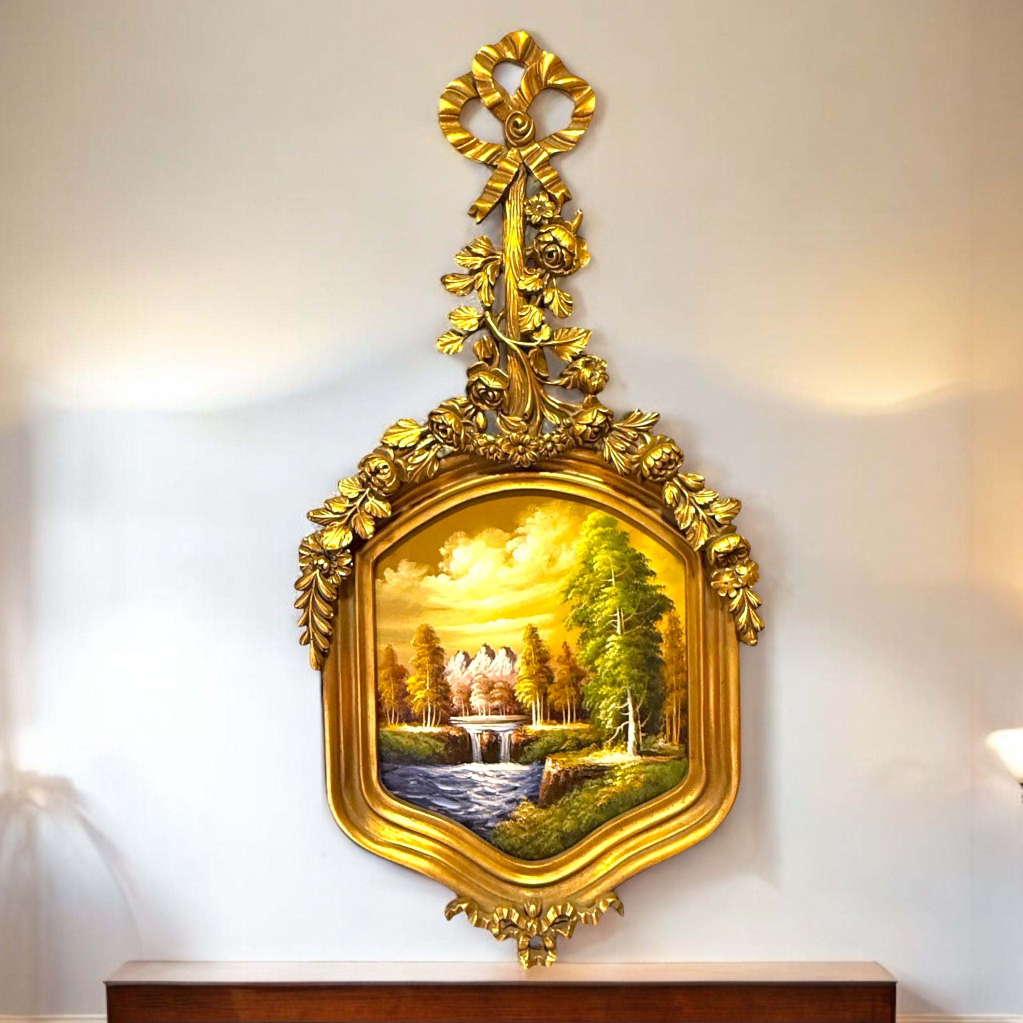 Classic Nature Painting Frame - An Elegant Artistic Touch