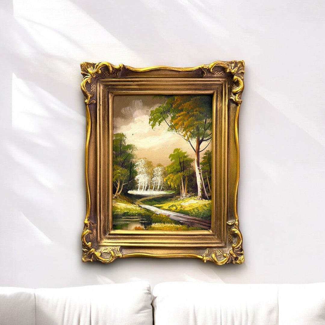 برواز الغابة الهادئة بتصميم كلاسيكي فاخر