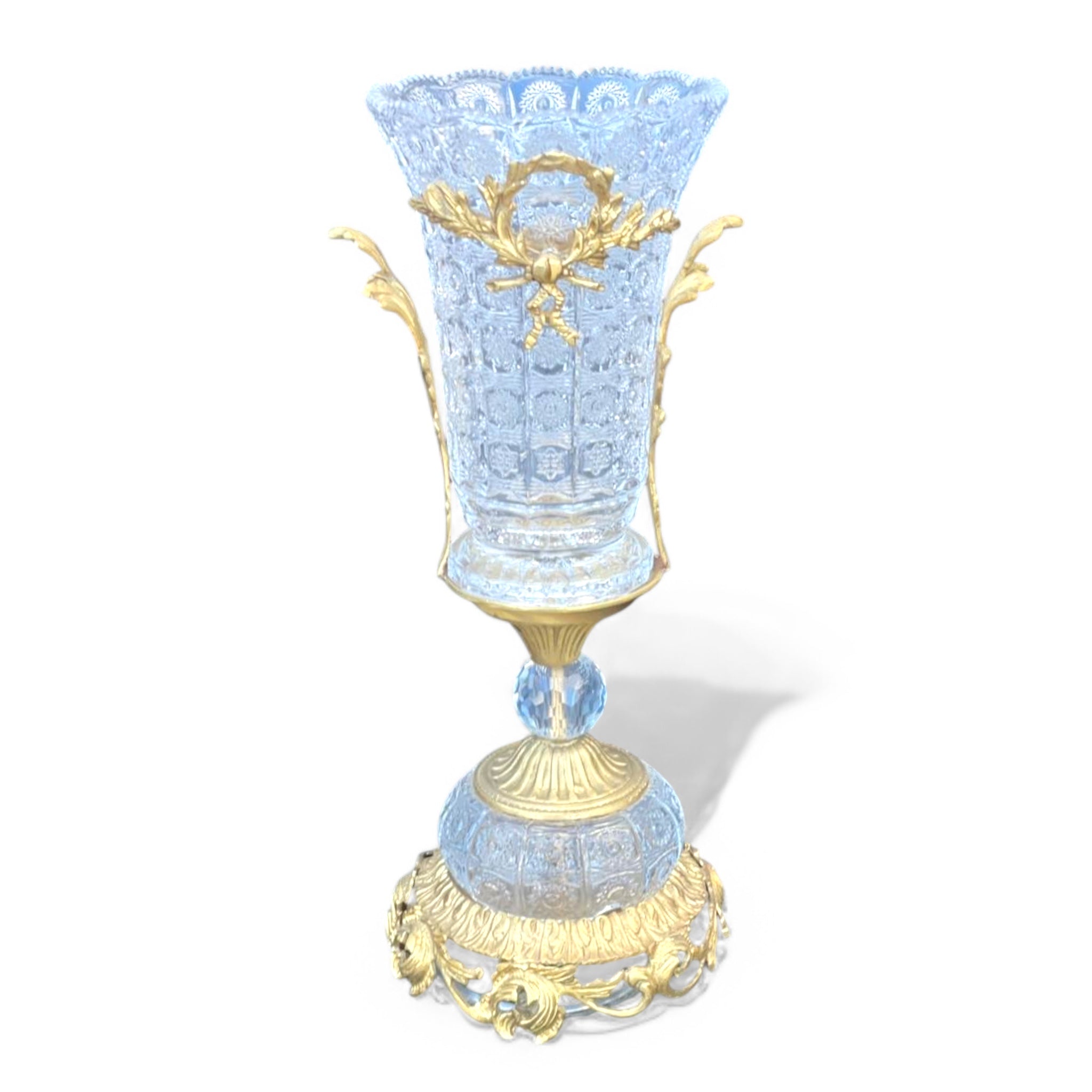 Decorative vase made of crystal and gold-plated brass