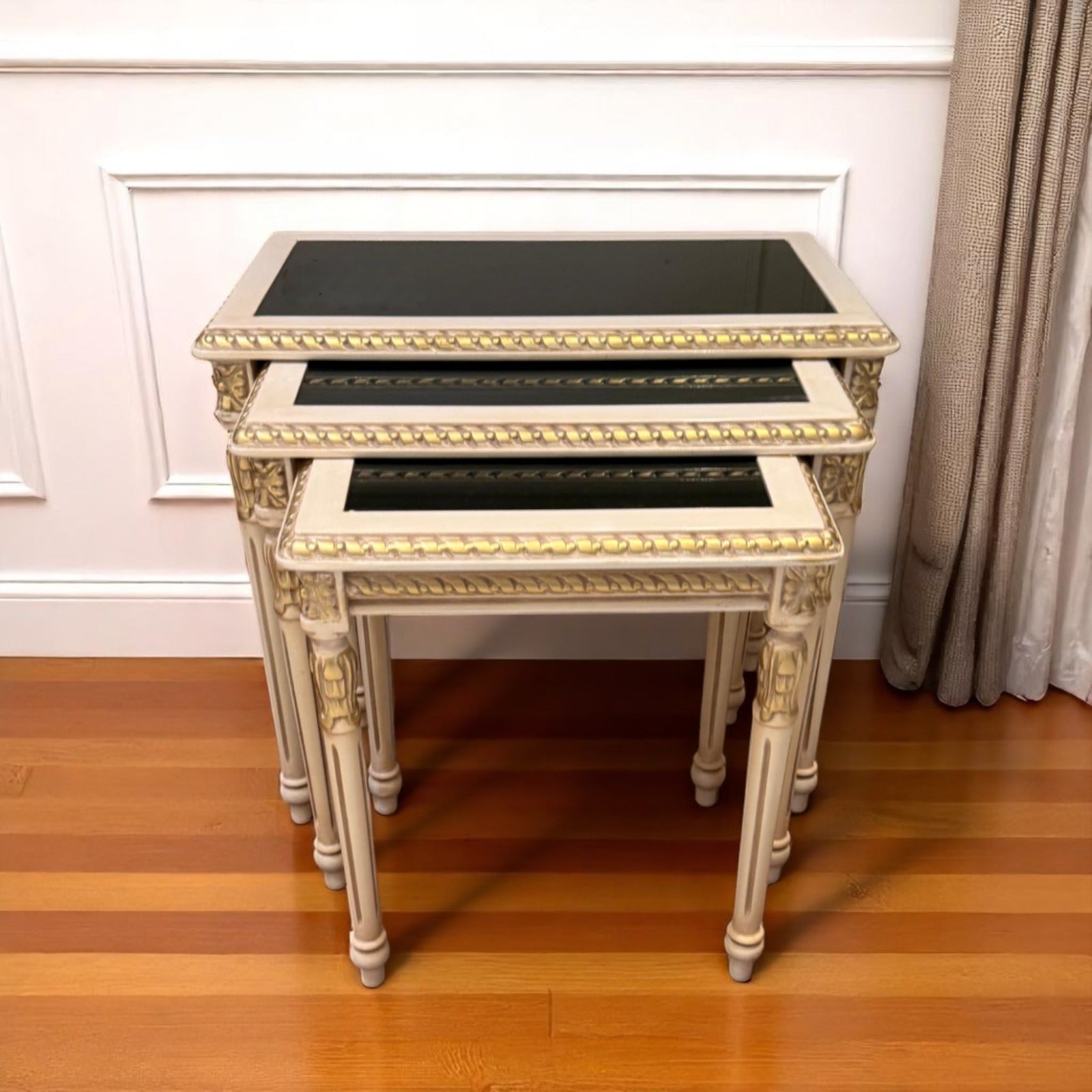 Classic table set with glass top