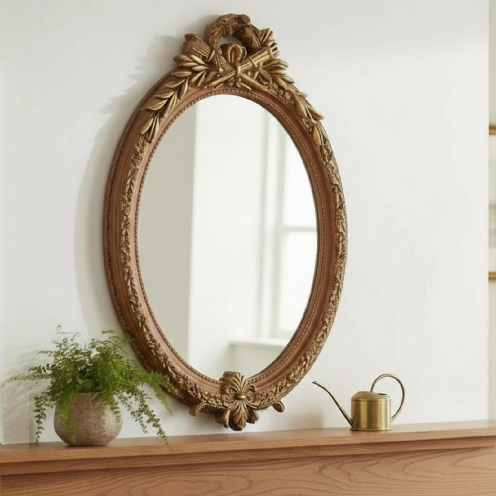 برواز أنتيك بيضاوي بتصميم فاخر