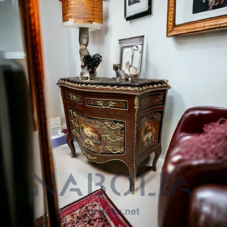 بايوه خمسة درج رسم طبيعي - بايوه خمسة درج من الخشب الطبيعي والرسم اليدوي ومطعم بالنحاس المشغول يدويا والرخام امبرادور غامق المقاسات: W 90 CM * H 100 CM * B 50 CM