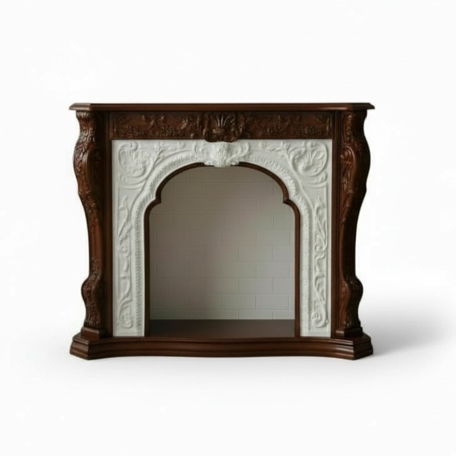 مدفأة كلاسيك فاخرة بحفر بارز وتصميم أنيق