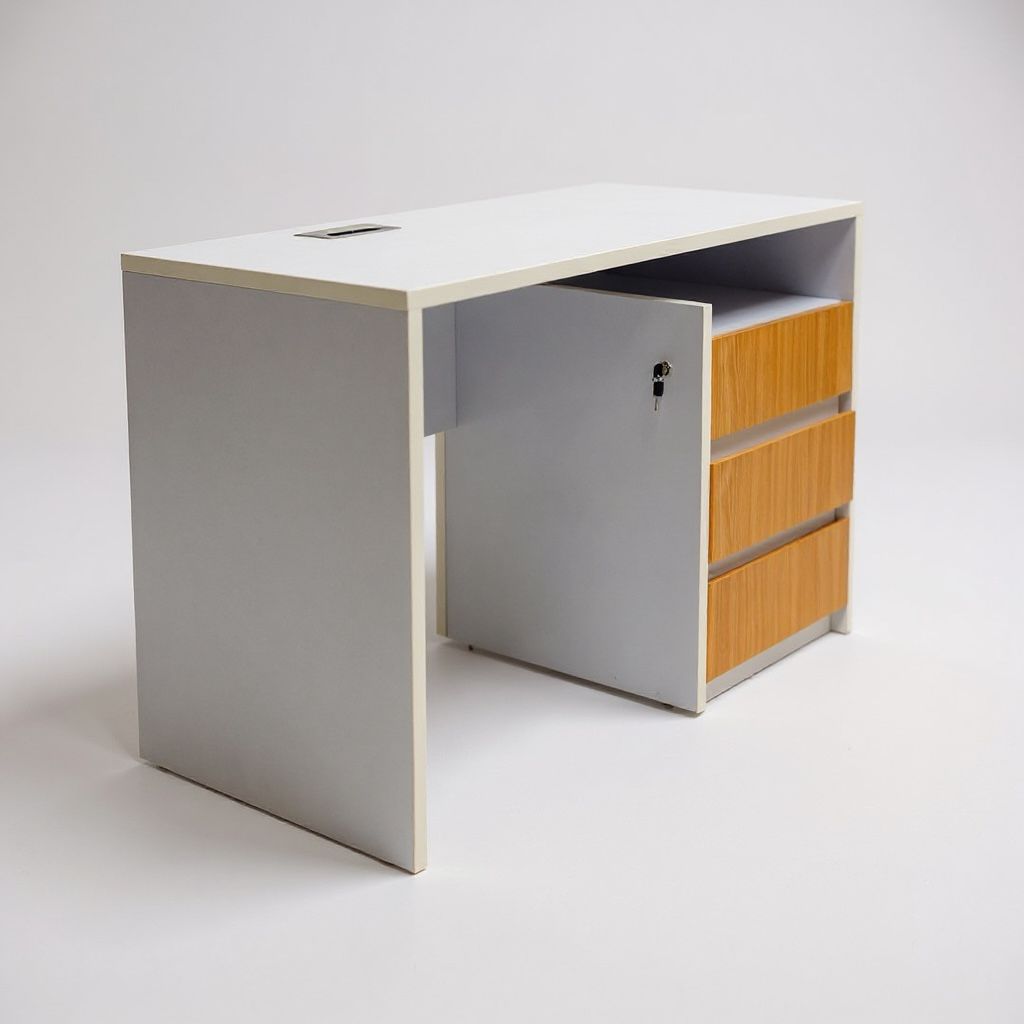 مكتب ثابت بثلاث أدراج وقفل مركزي – تصميم خشابي أبيض