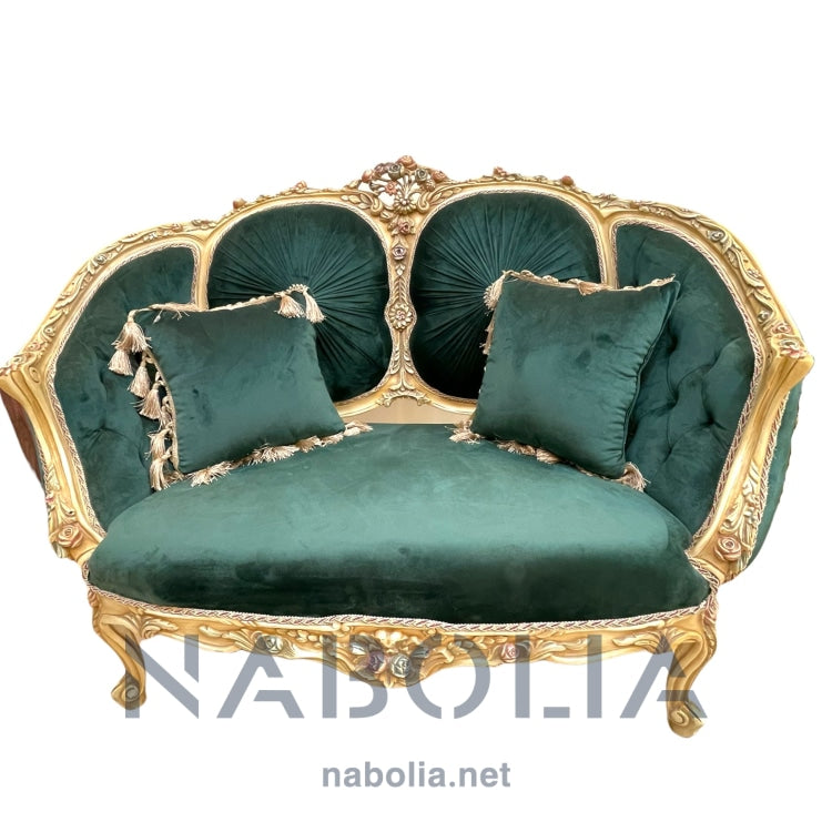 كنبه انتيك لاكيه - كنبه انتيك لاكيه مصنوعه من الخشب الزان الرومانيالدهان لاكيه مترب مع ألوان زيت الورودقماش قطيفه ساده تنجيد كابوتنيه في بلسيه المقاسات 130*65