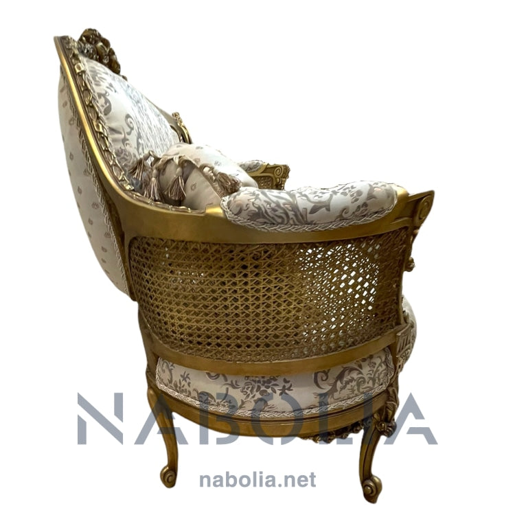 كنبة انتيك كانيه - كنبه انتيك كانيه مصنوعه من الخشب الزان الروماني والكانيه الطبيعيالدهان دهب قديم متربالقماش حرير مشجر140*65