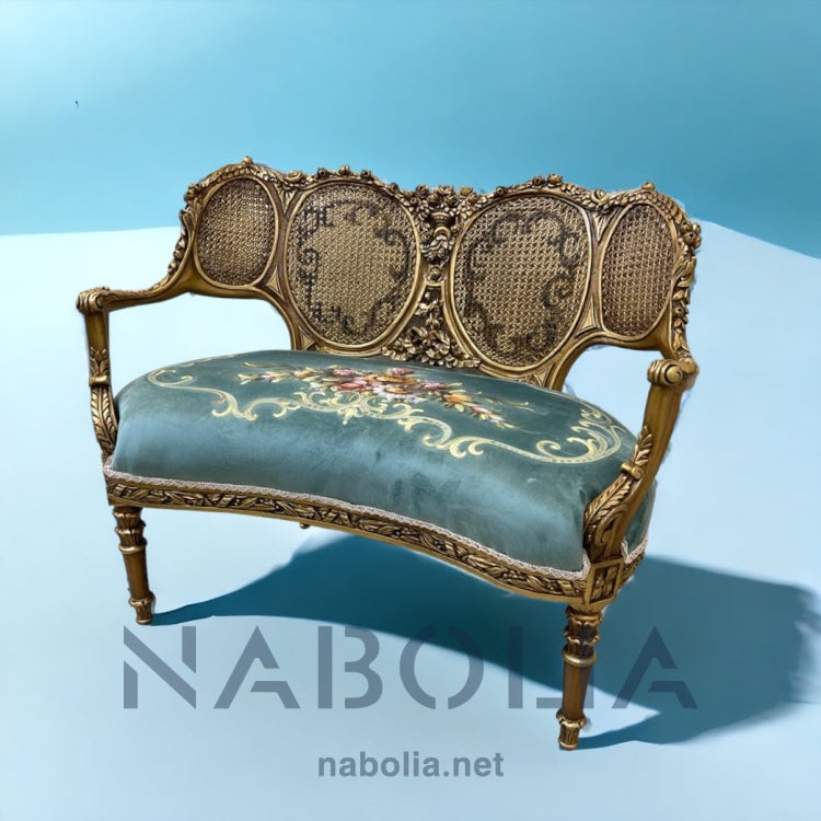 كنبة انتيك ظهر كانيه مرسوم - كنبة انتيك دهب مترب ظهر كانيه مع قماش مشجر مصنعة من خشب الزان الاحمر المقاسات: W 50 CM * L 105 CM