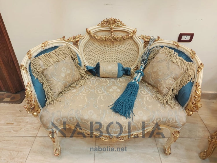 كنبة ظهر كانيه - كنبه انتيك ظهر كانيه كنبه انتيك مصنعه من الخشب الزان الروماني والكانيه الطبيعي لون لاكيه في دهب قديم قماش جوبلان مشجر في قطيفه ساده المقاسات: W 70 CM * L 140 CM