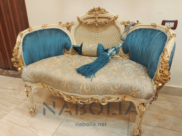 كنبة ظهر كانيه - كنبه انتيك ظهر كانيه كنبه انتيك مصنعه من الخشب الزان الروماني والكانيه الطبيعي لون لاكيه في دهب قديم قماش جوبلان مشجر في قطيفه ساده المقاسات: W 70 CM * L 140 CM