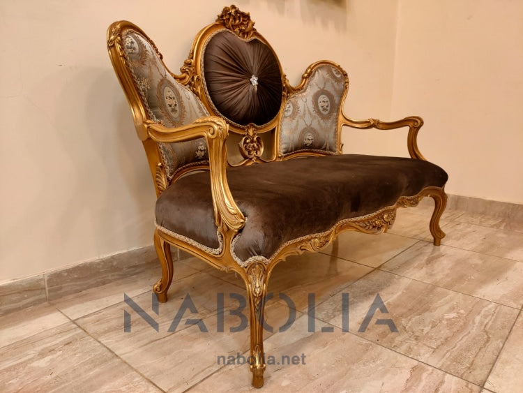 ميني صالون العيون - ميني صالون العيون مكون من كنبة واتنين فوتيه وترابيزة مصنع من خشب الزان الاحمر و الدهان دهب متأكسد و القماش قطيفة سادة في شانيليا