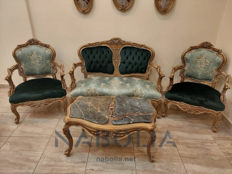 ميني صالون روز جرين - ميني صالون روز جرين مكون من كنبة واتنين فوتيه وترابيزة مصنع من خشب الزان الاحمر و الدهان دهب متأكسد و القماش قطيفة سادة في شانليا