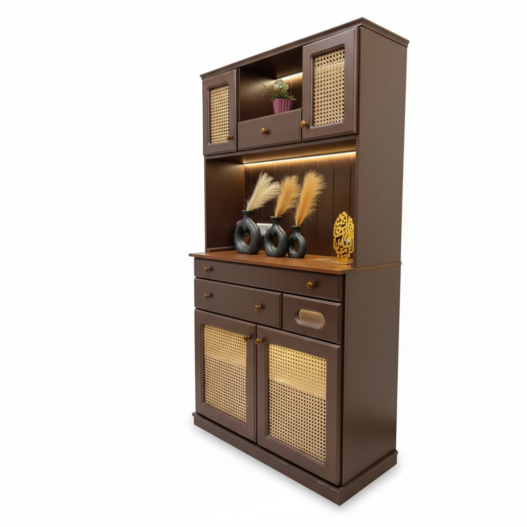 كوفي كورنر بشكل مميز وضلف كانيه