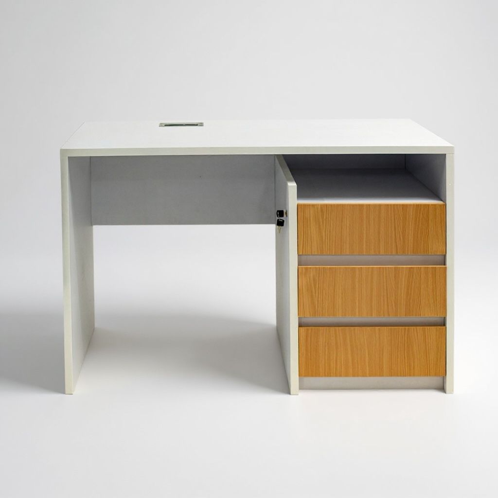 مكتب ثابت بثلاث أدراج وقفل مركزي – تصميم خشابي أبيض