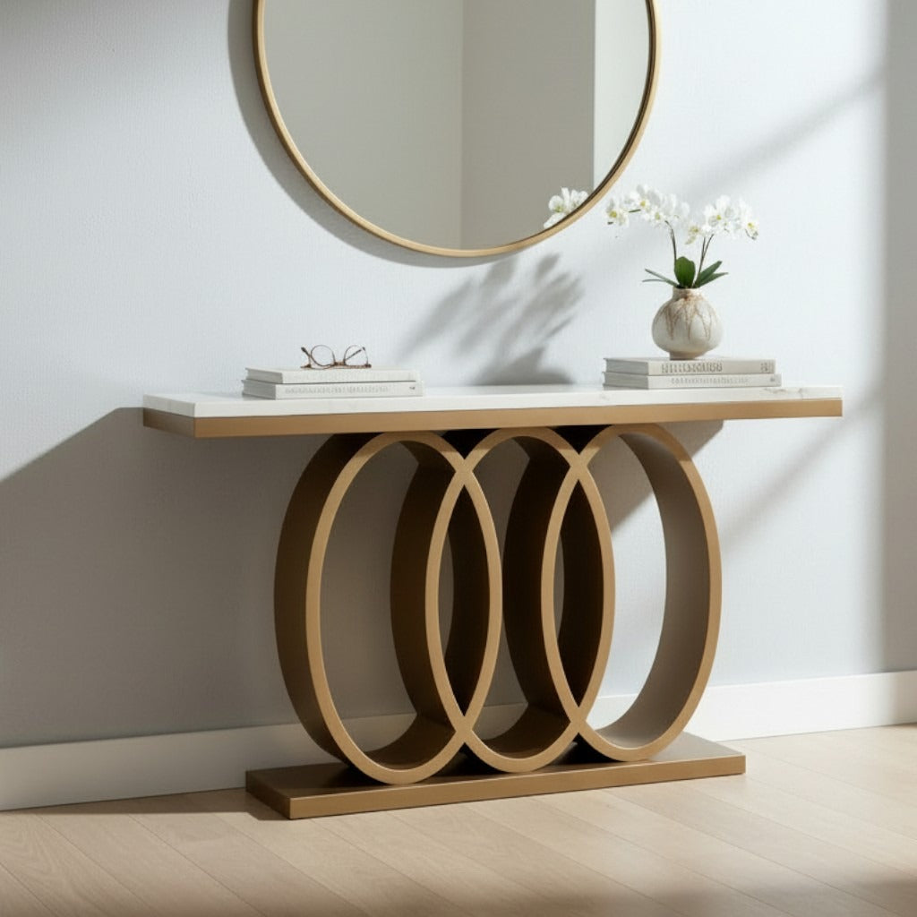 كونسول مدخل مودرن بقاعدة حلقات معدنية ذهبية وسطح فاتح