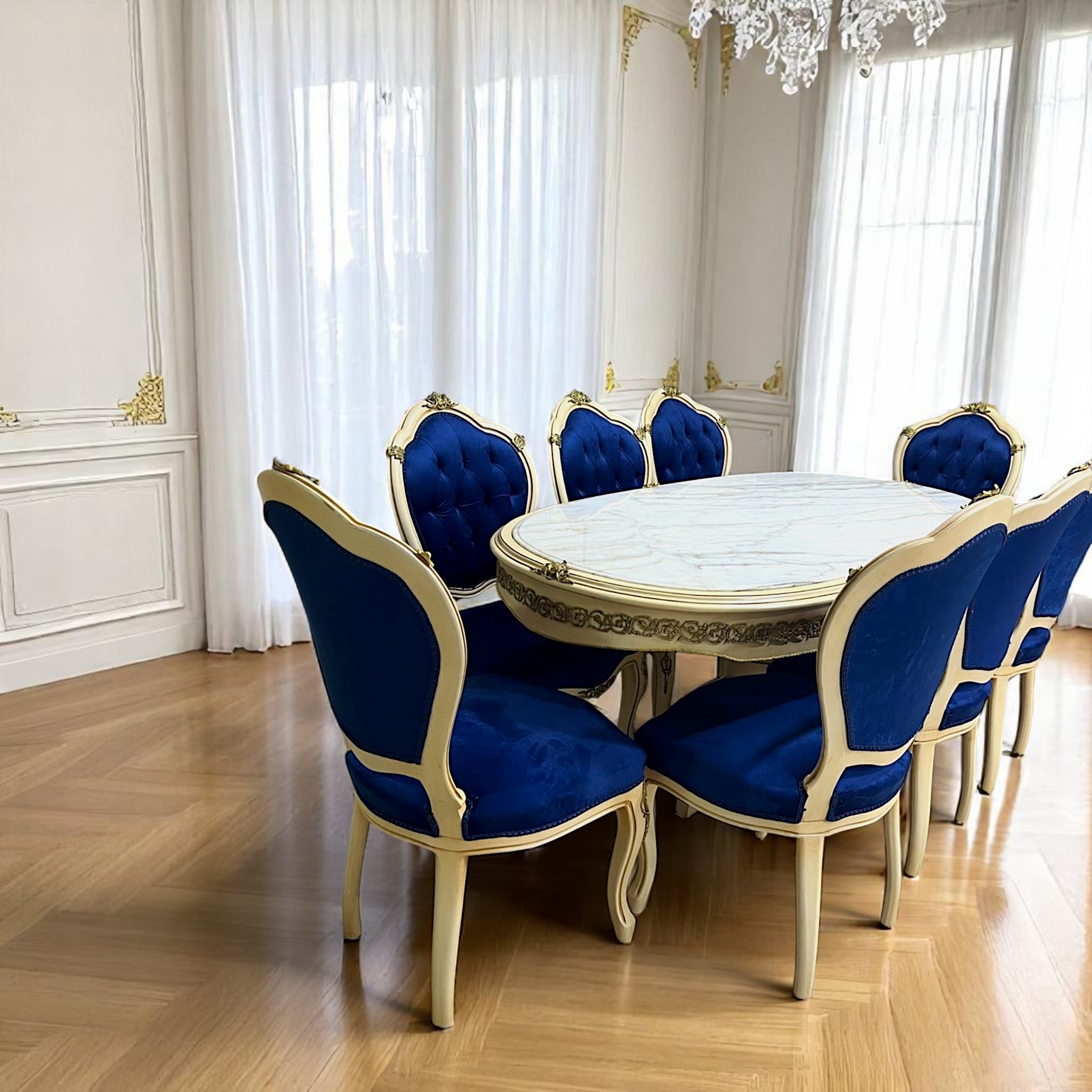 Classic off-white dining set accented with copper Nabolia