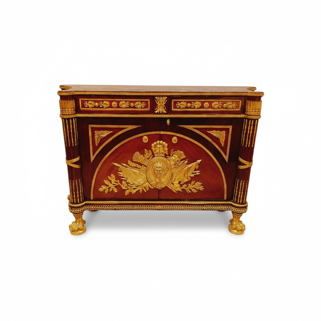 بايوه كلاسيك فاخر بزخارف نحاس مذهب