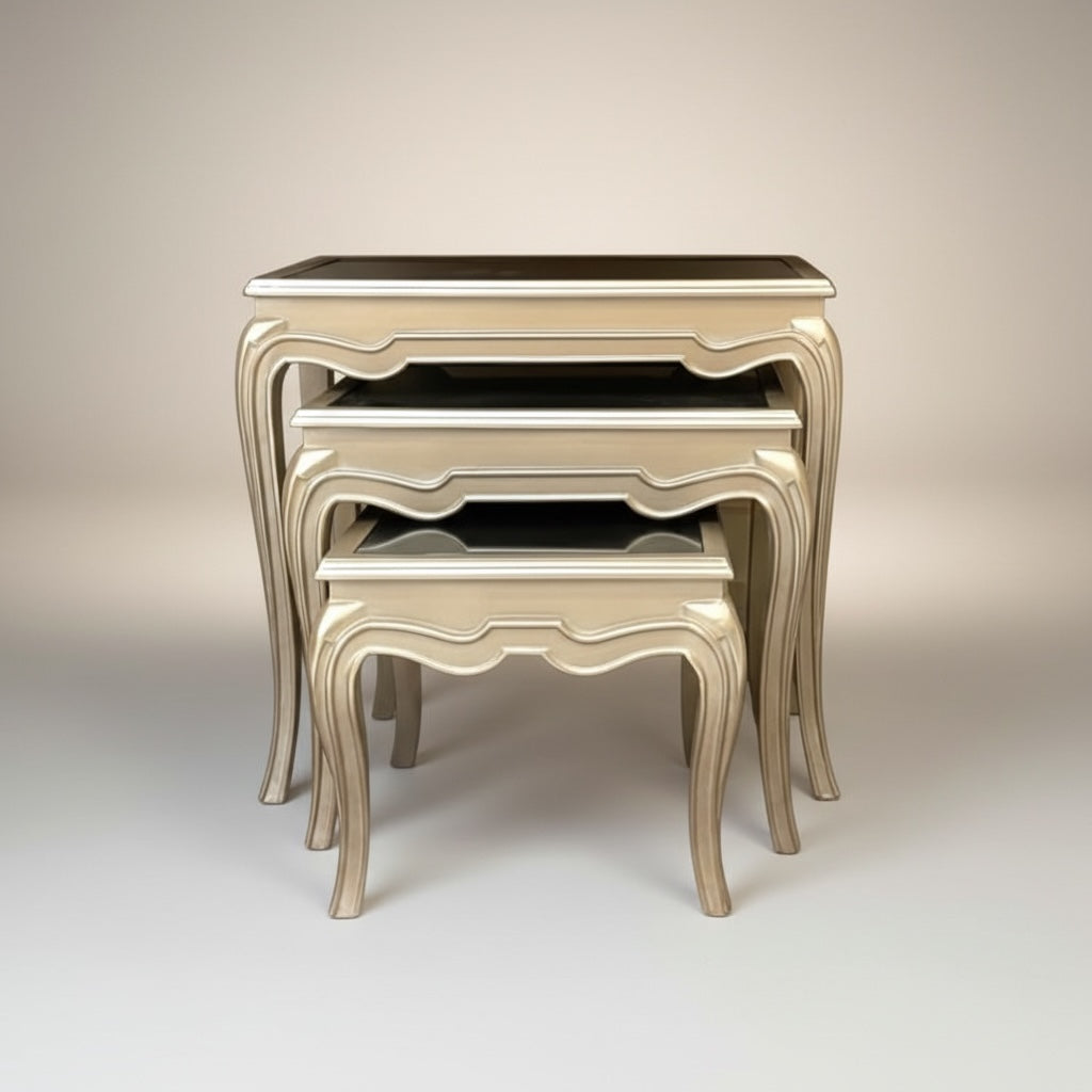 طقم ترابيزات ثلاثي نيوكلاسيك – شامبين وزجاج - Nabolia