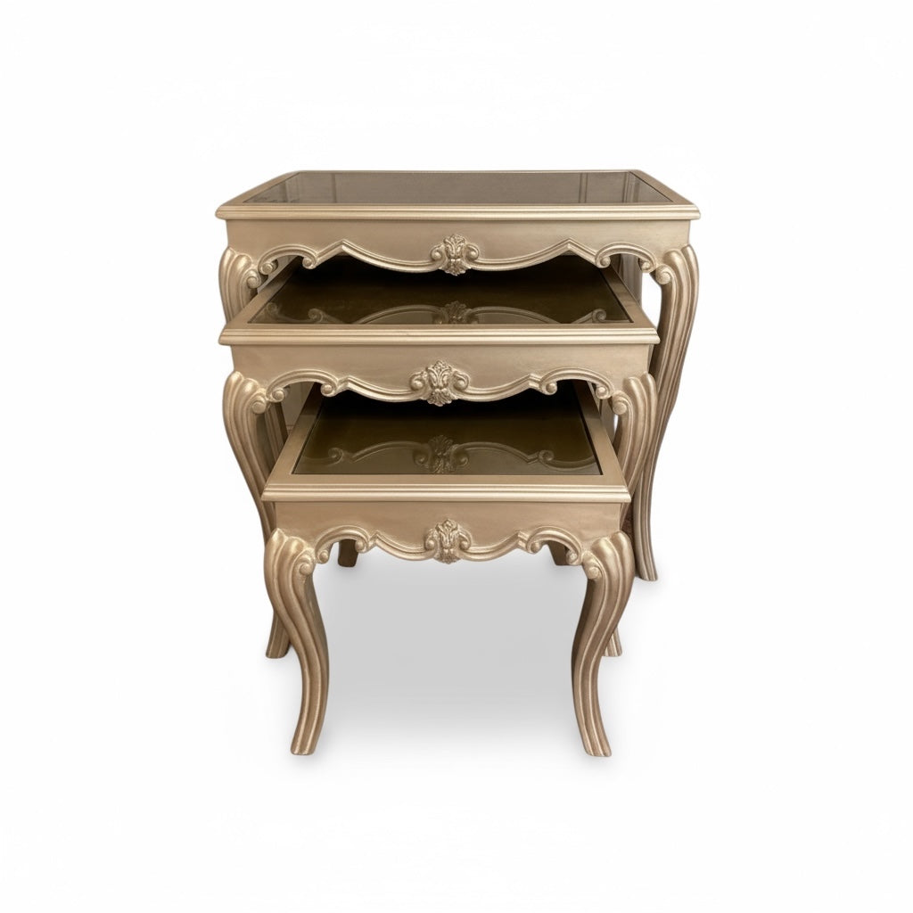 طقم ترابيزات ثلاثي بقرصة زجاج فاميه – تشطيب شامبين فاخر