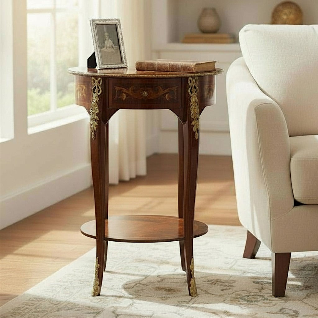 ترابيزة جانبية كلاسيك دائرية بتطعيمات نحاس