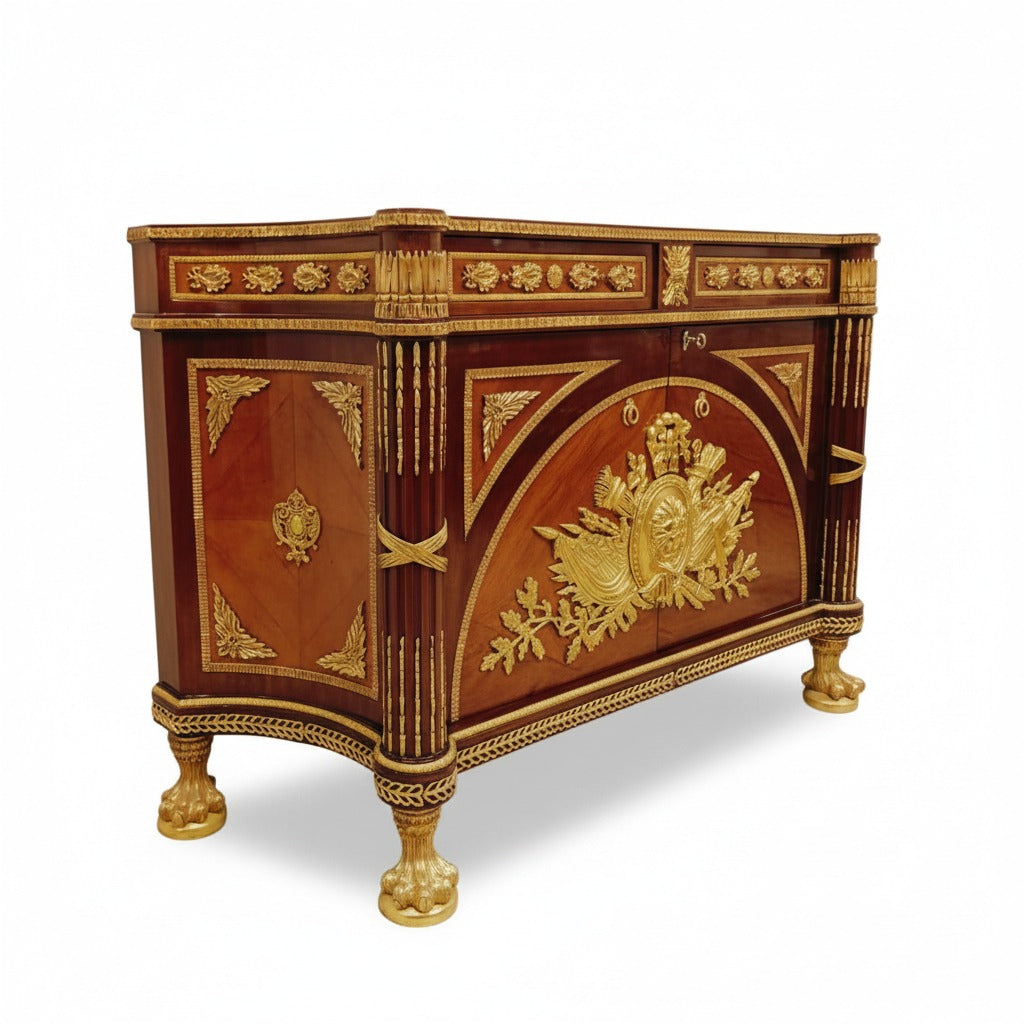 بايوه كلاسيك فاخر بزخارف نحاس مذهب