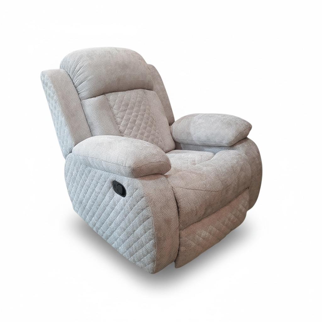 كرسي ريكلاينر أنيق بتصميم عملي مريح